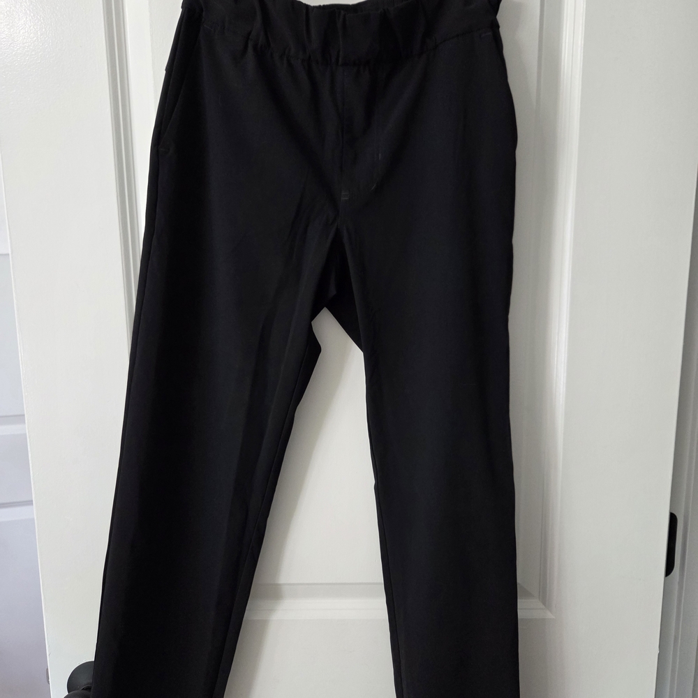 Women's Black Cropped Pants